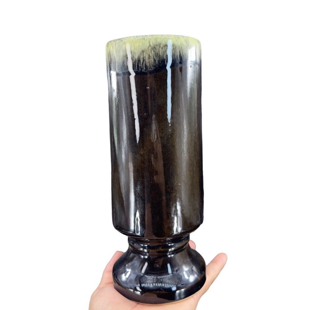 Vintage Hull Pottery Vase USA‎ F85 Footed Cylinder Shaped Vase Dark Olive Green